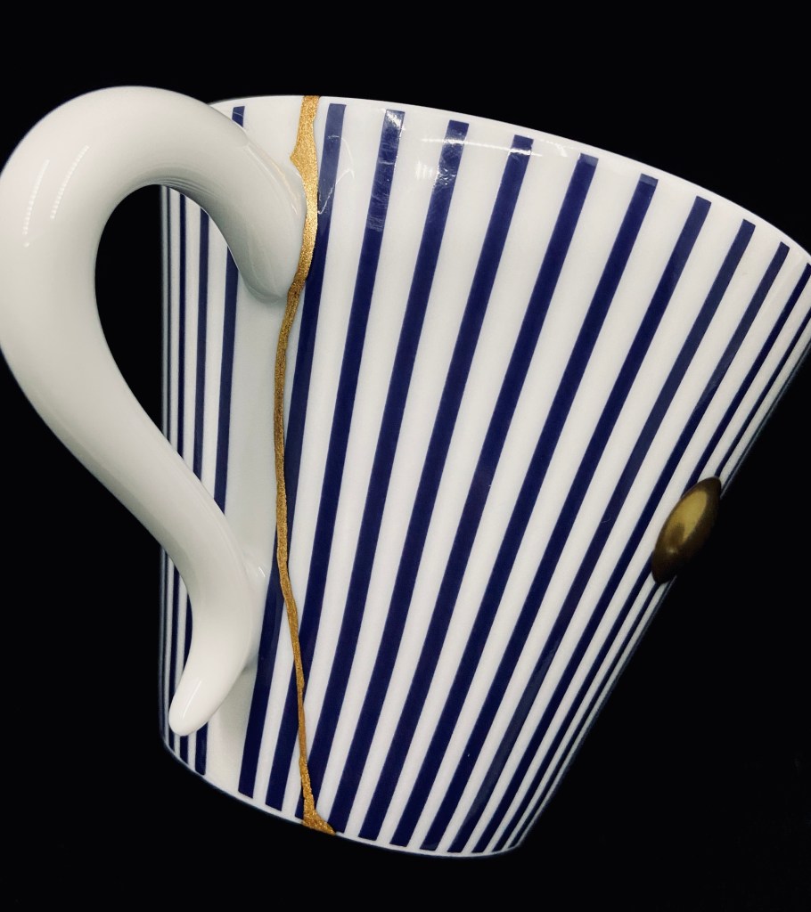 tasse en porcelaine Bernardaud - or pur - l'atelier minimal - kintsugi réparation céramique Lyon